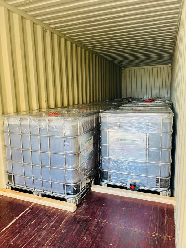 Composé d'encapsulation en résine époxy ignifuge avec isolation électrique de 10 à 35 kV et résine époxy saturée modifiée