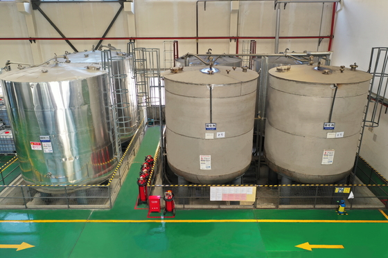 Résine époxy pour la coulée de liquide cristallin, transparente à légèrement jaune